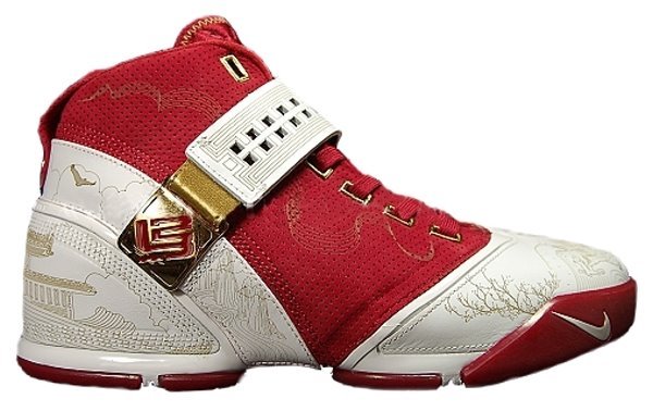 Lebron James Shoes: Nike Lebron V (5) Basketball Signature Sneakers - Red, white and gold, China edition, side view